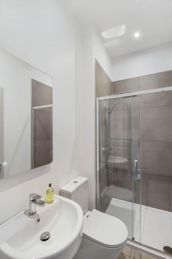 The Woodside Apartments Doune Екстериор снимка